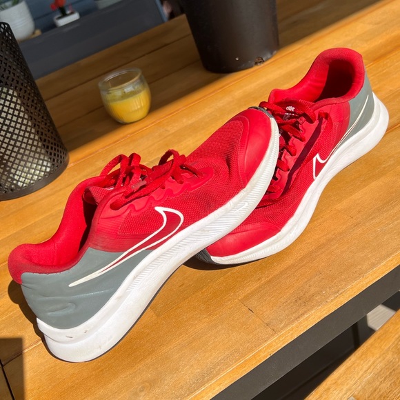 Nike Sneakers Boys 5.5Y - Picture 5 of 8